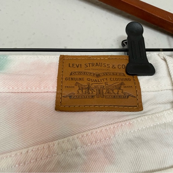 Levi’s Tie Dye Distressed Denim Skirt - Picture 3 of 5